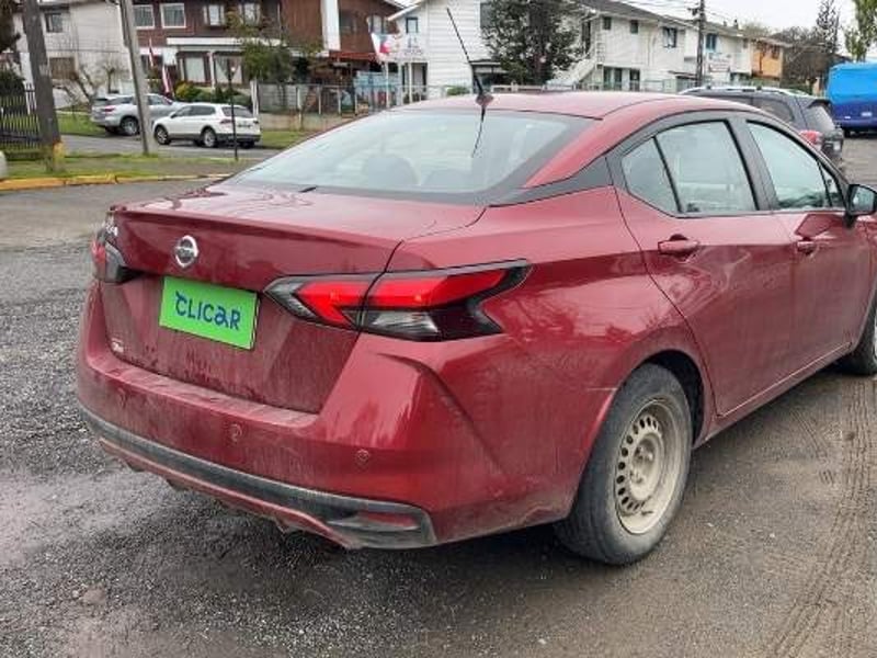 Nissan Versa 1.6 Sense 4x2 Mt 4p 2023 - Imagen 4 de 5