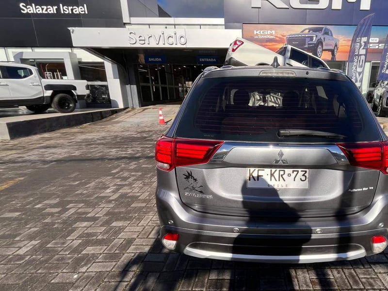 Mitsubishi Outlander 2.4 Glx 4x4 At 5p 2018 - Imagen 5 de 5