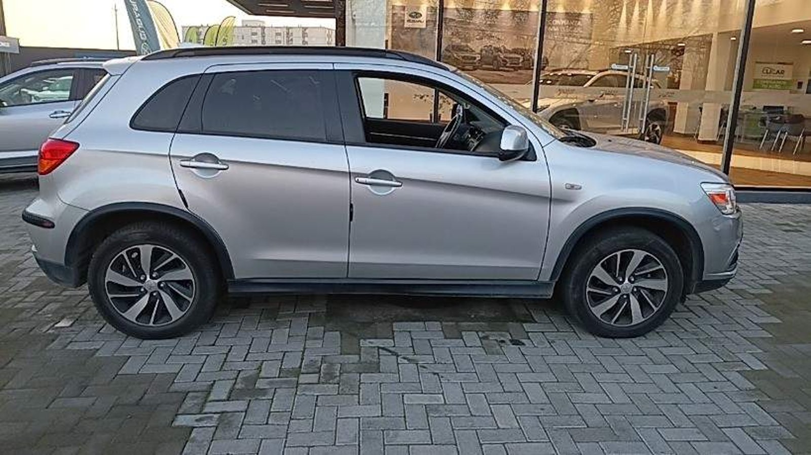 Mitsubishi Asx 1.6 4x2 Mt 5p 2020 - Foto 3 de 8