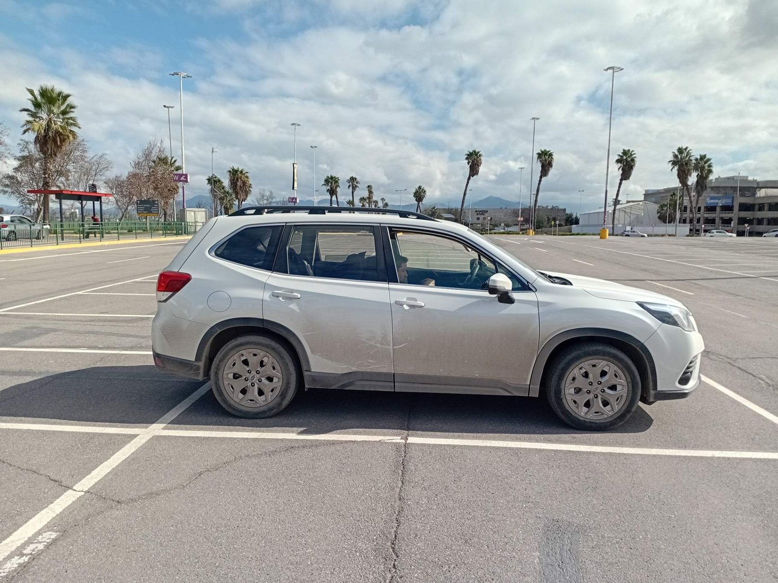 Subaru Forester 2.0i X Awd At 5p 2023 - Foto 3 de 5