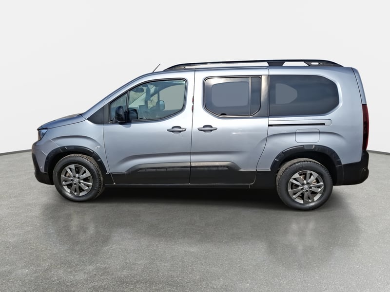 Peugeot Rifter 1.5 Allure Bluehdi Diesel 4x2 130hp Eat8 5p 2023 - Imagen 4 de 8