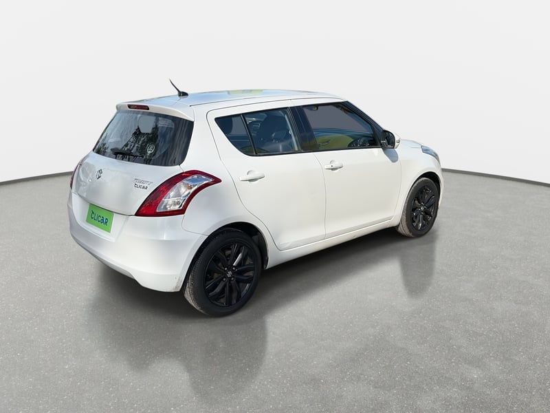 Suzuki Swift 1.2 Glx 4x2 Hb Ac Mt 5p 2017 - Imagen 7 de 8