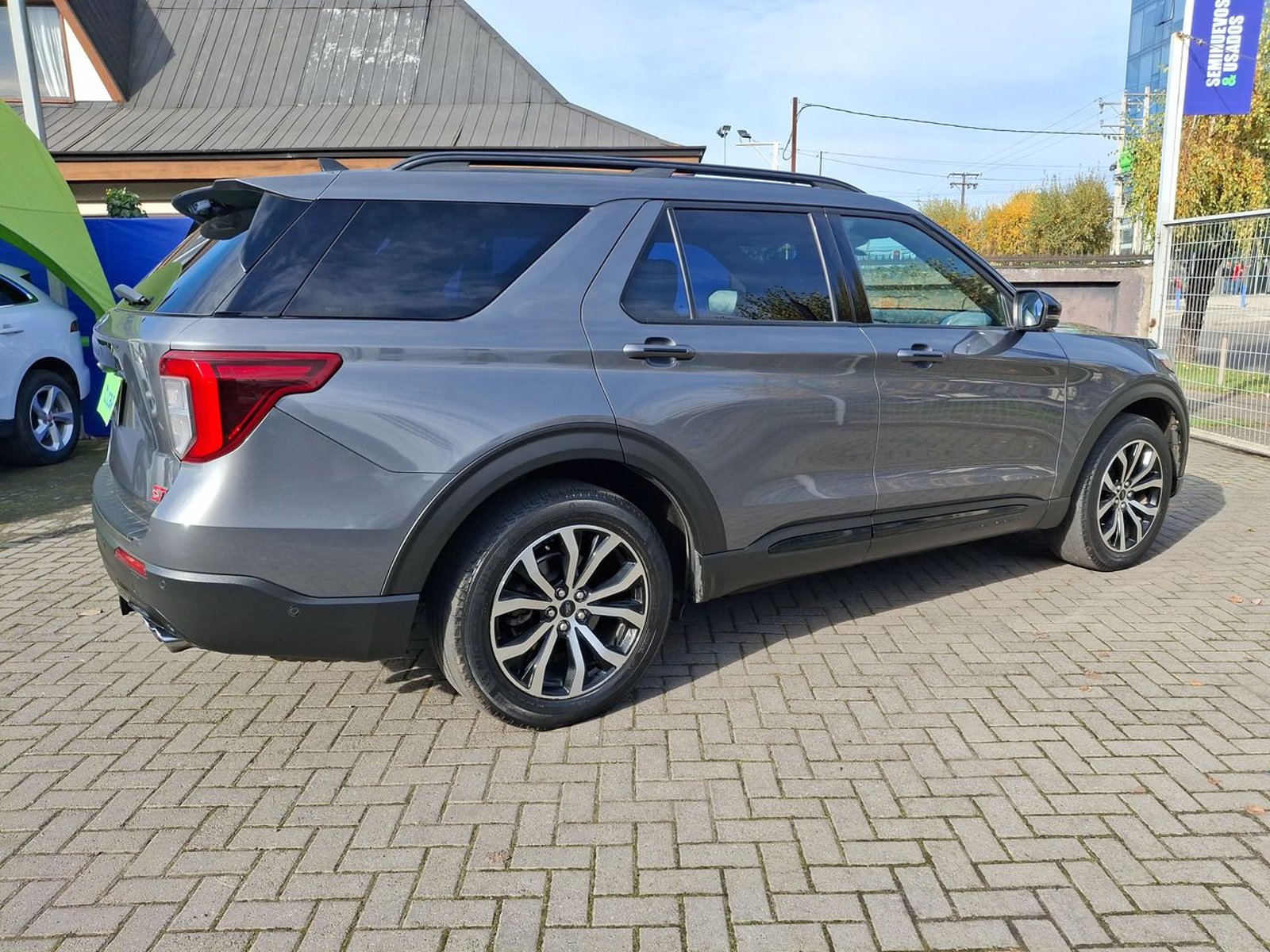 Ford Explorer 3.0 St Ecoboost 4x4 At 5p 2021 - Imagen 7 de 8