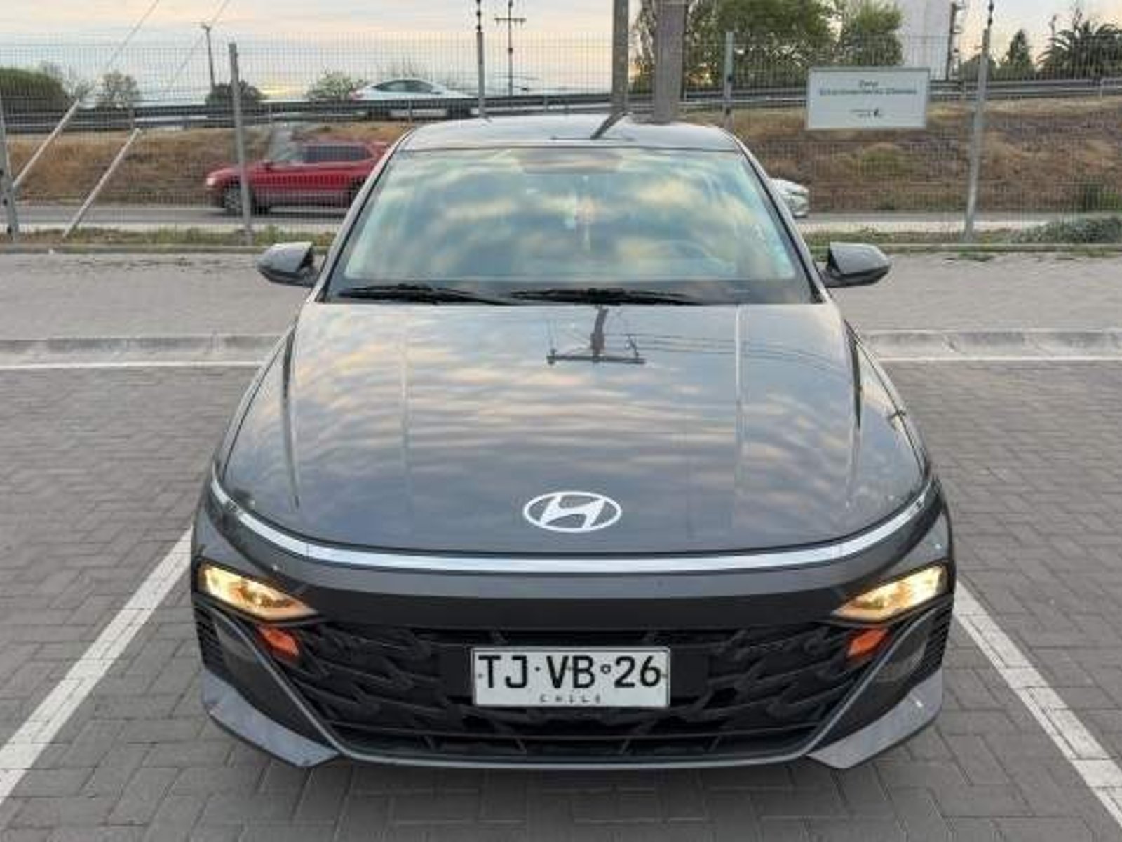 Hyundai Accent 1.5 Plus 4x2 Mt 4p 2024 - Foto 2 de 5