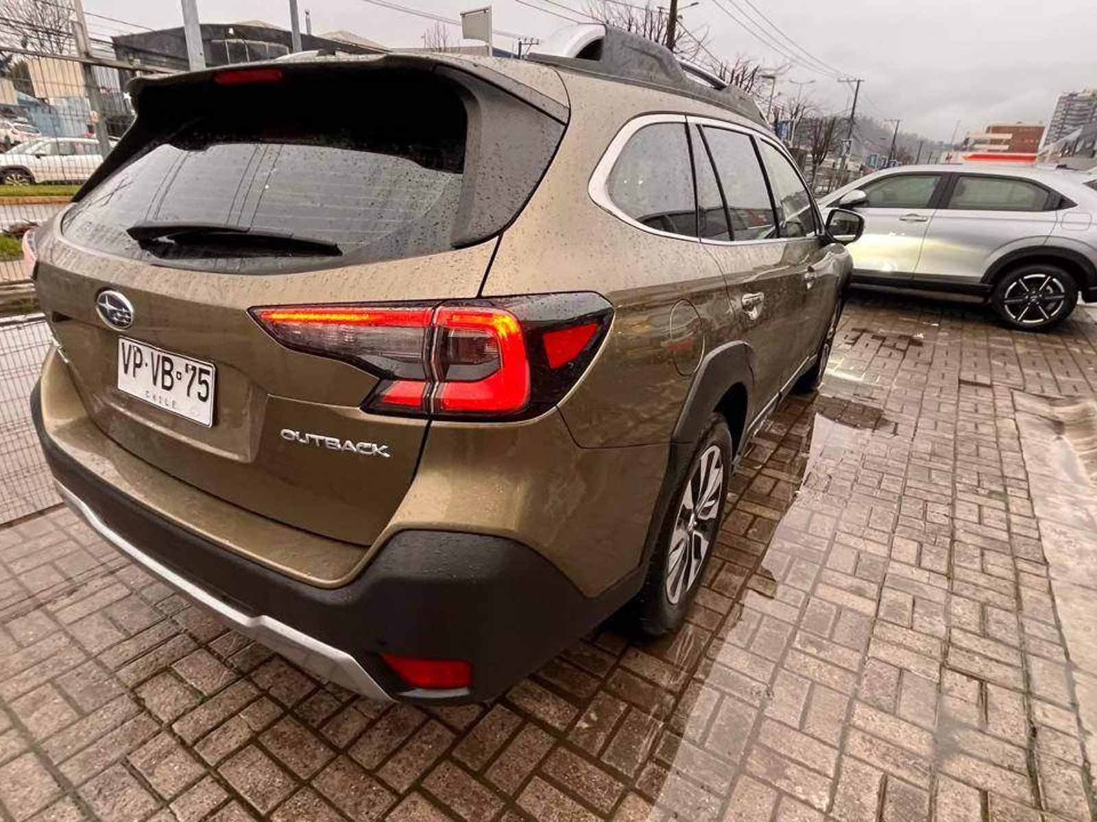 Subaru Outback 2.5i Touring Awd Cvt At 5p 2026 - Foto 4 de 5