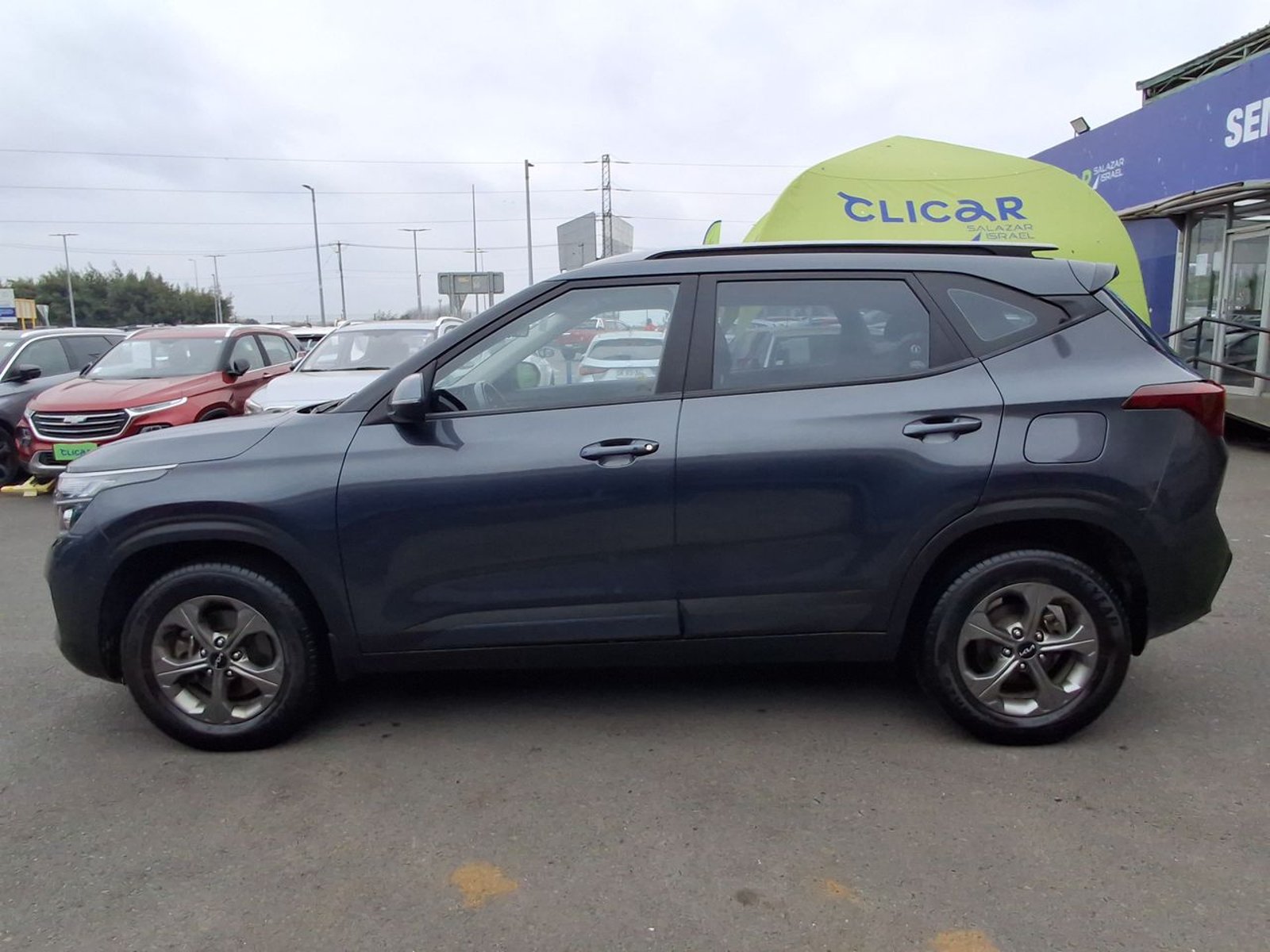 Kia Seltos 1.6 Ex 4x2 2ab 6mt 5p 2024 - Imagen 4 de 8