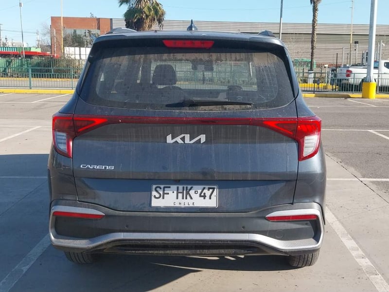 Kia Carens 1.4l Ex Turbo-gdi Full 4x2 7dct At 5p 2022 - Imagen 5 de 5