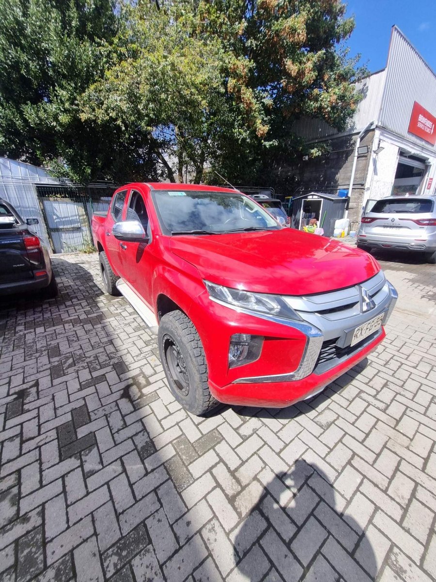 Mitsubishi L200 2022