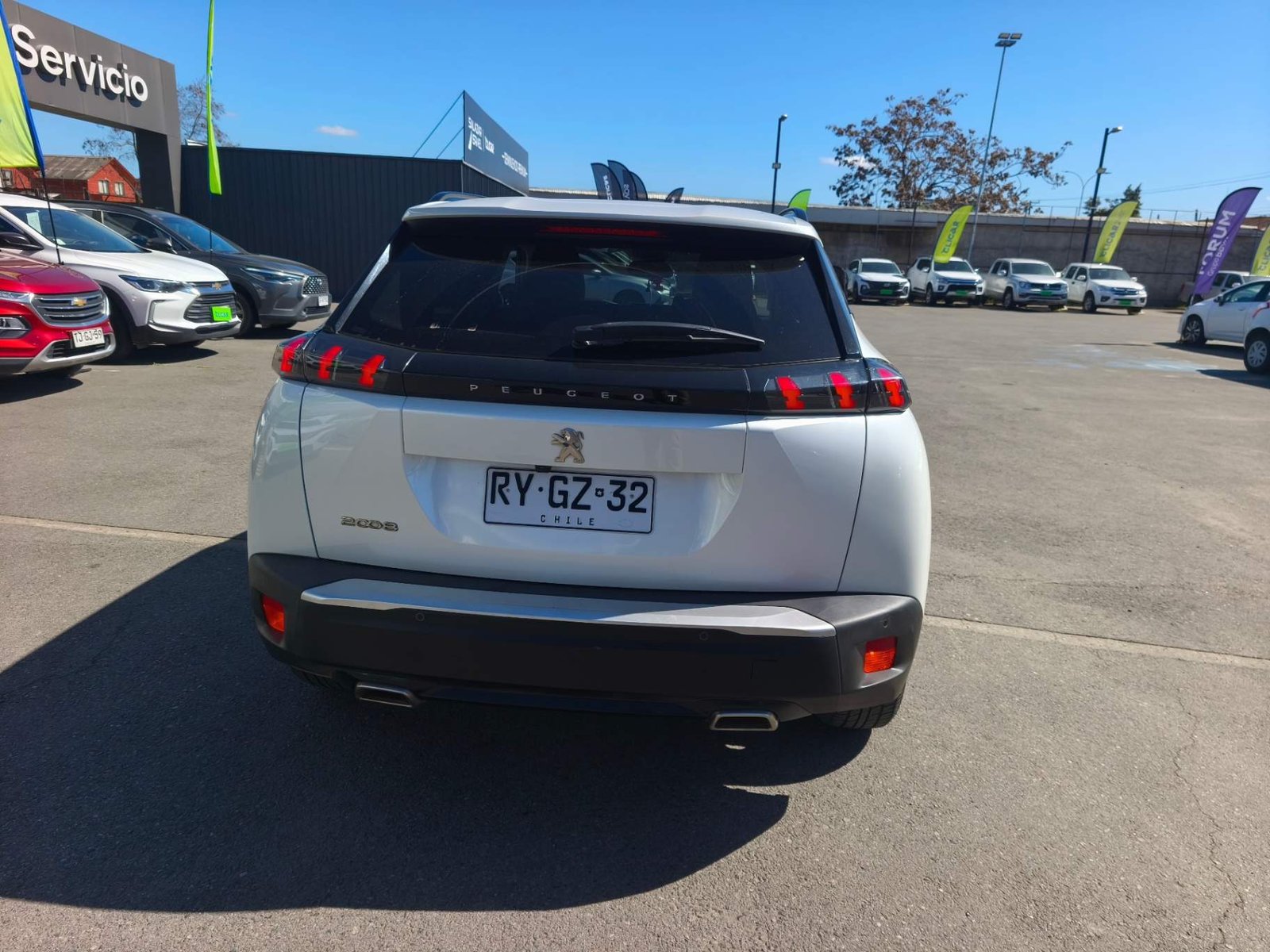 Peugeot 2008 1.2 Allure Puretech 130 4x2 At 5p 2022 - Foto 5 de 5