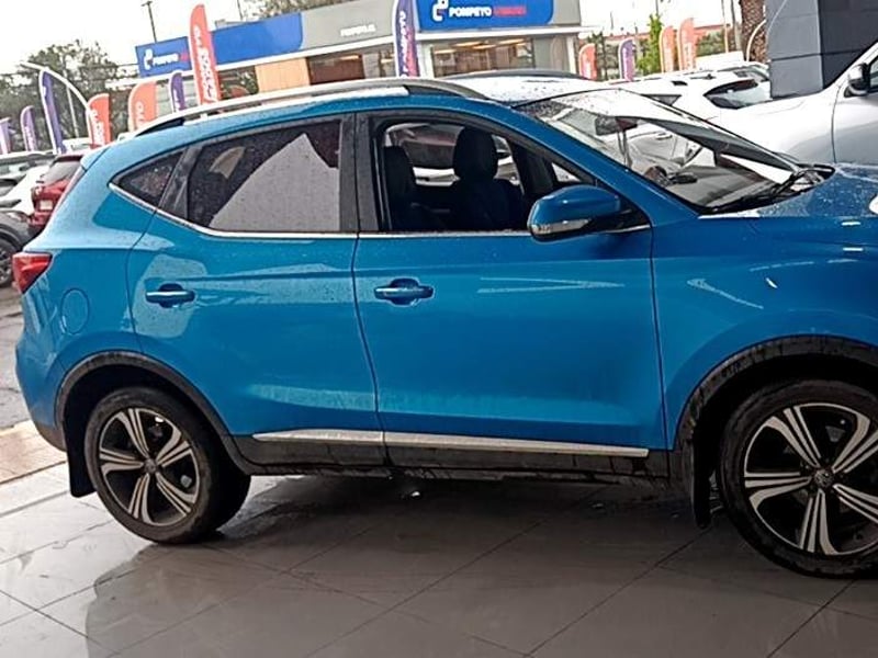 MG Mg Zx 1.5 Dlx 4x2 Cvt At 5p 2024 - Imagen 3 de 5