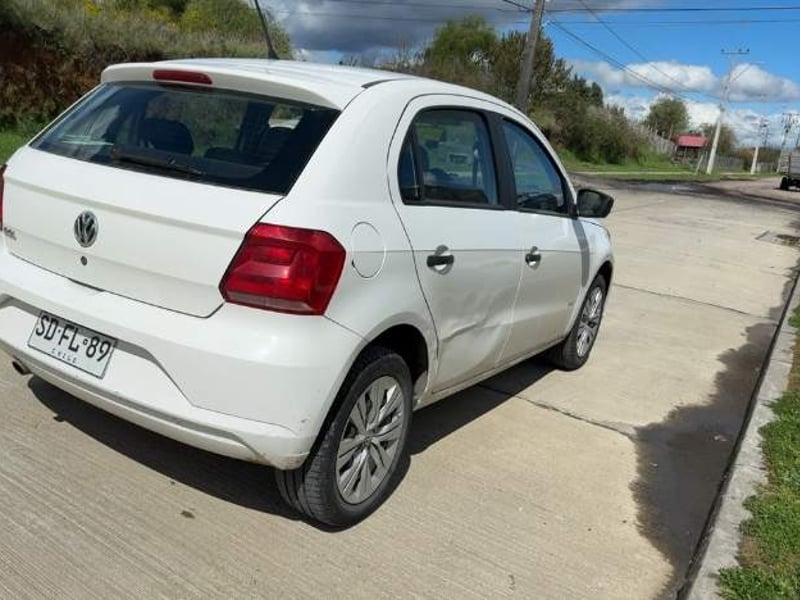 Volkswagen Gol 1.6 Trendline 4x2 Hb Mt 5p 2022 - Imagen 4 de 5