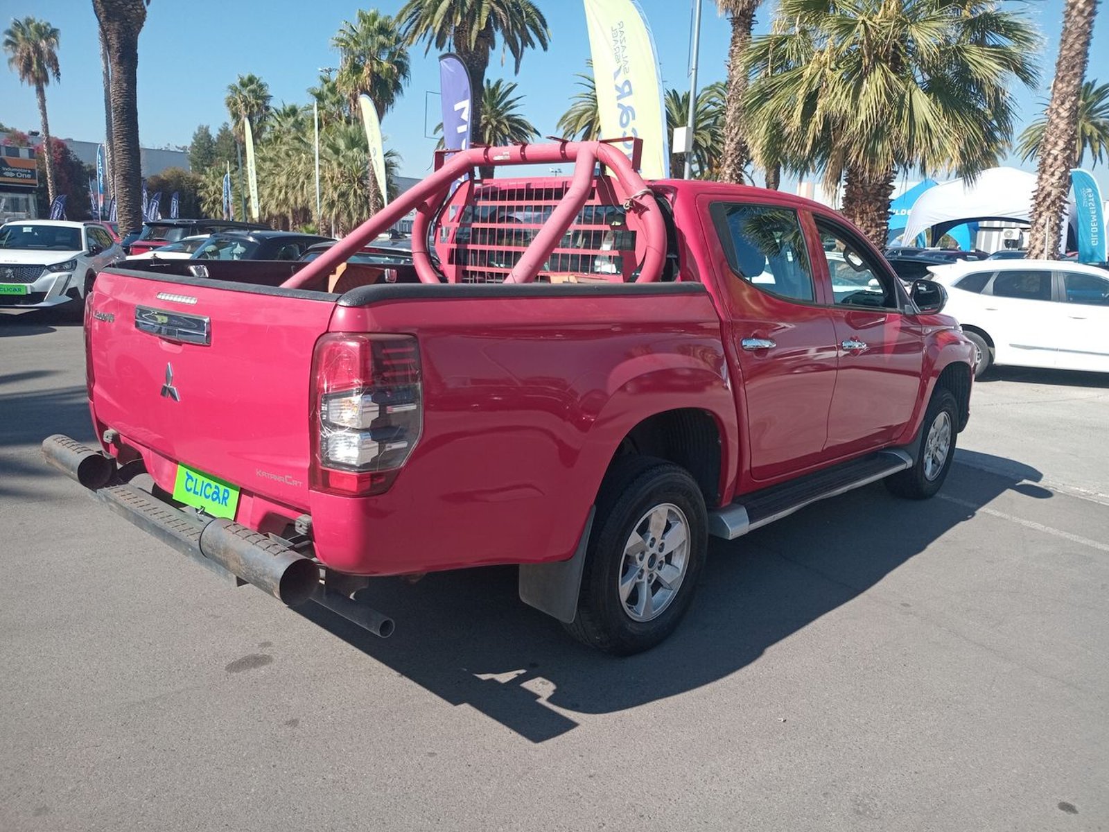 Mitsubishi L200 2.2 Katana Crt Diesel Dob. Cab. 4x4 Mt 4p 2024 - Imagen 7 de 8
