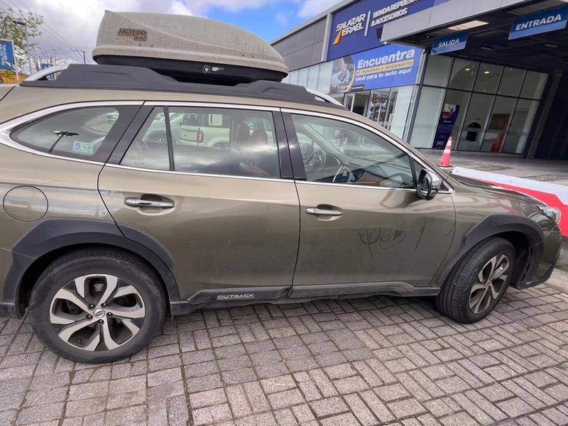 Subaru Outback 2.5i Touring Awd Cvt At 5p 2022 - Imagen 3 de 5