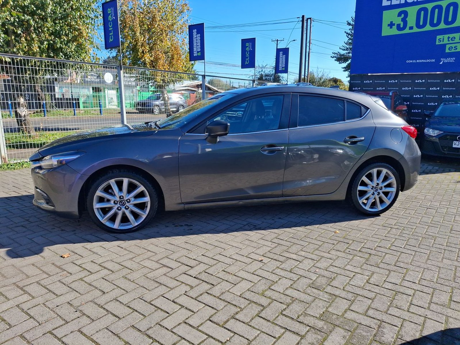 Mazda 3 2.5 Gt Sport Hb Sunroof Audio Bose Cuero Gps 6at 5p 2018 - Foto 4 de 8