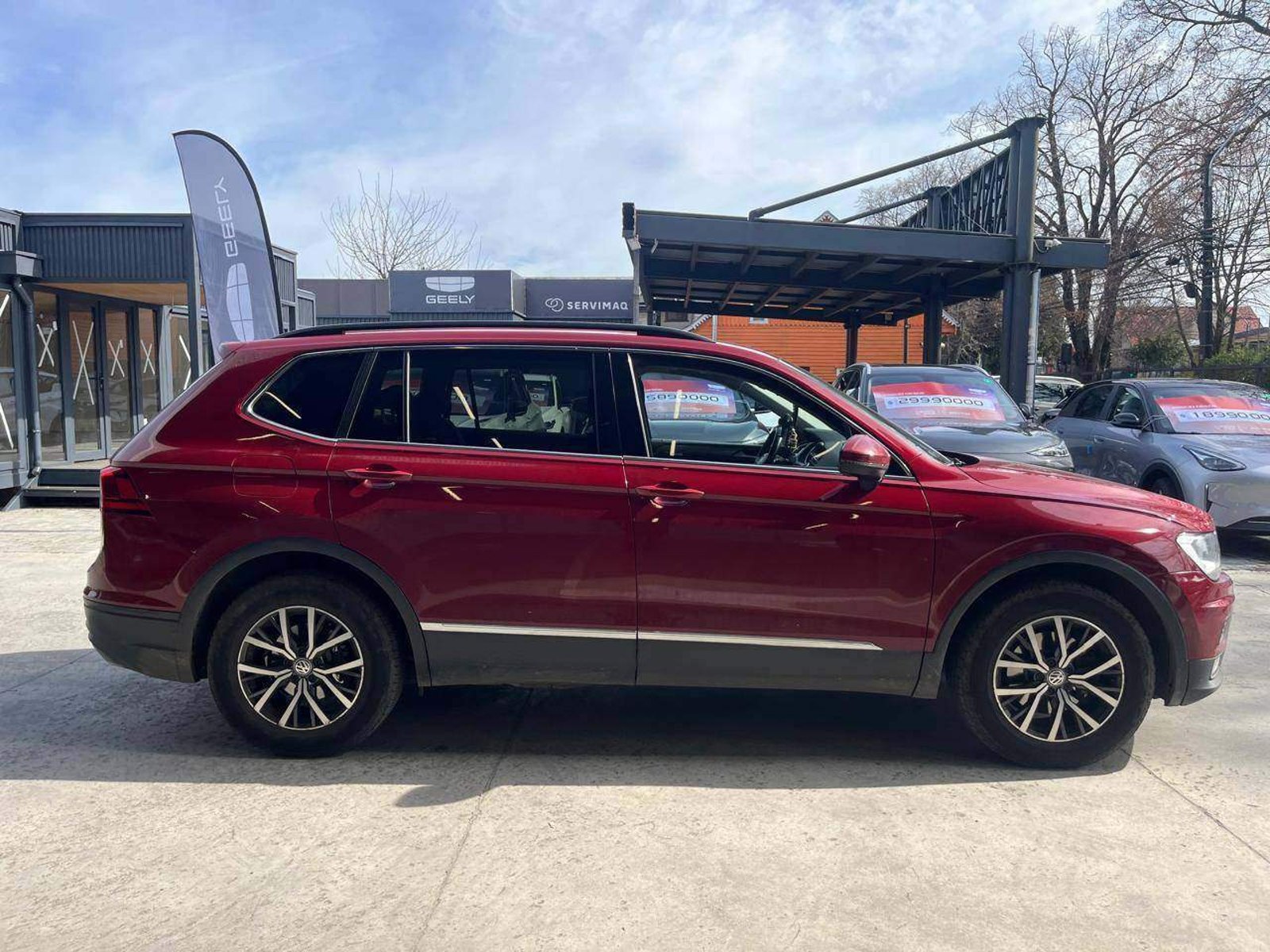 Volkswagen Tiguan 1.4 Tsi Comfortline 4x2 7pas At 5p 2019 - Foto 3 de 5