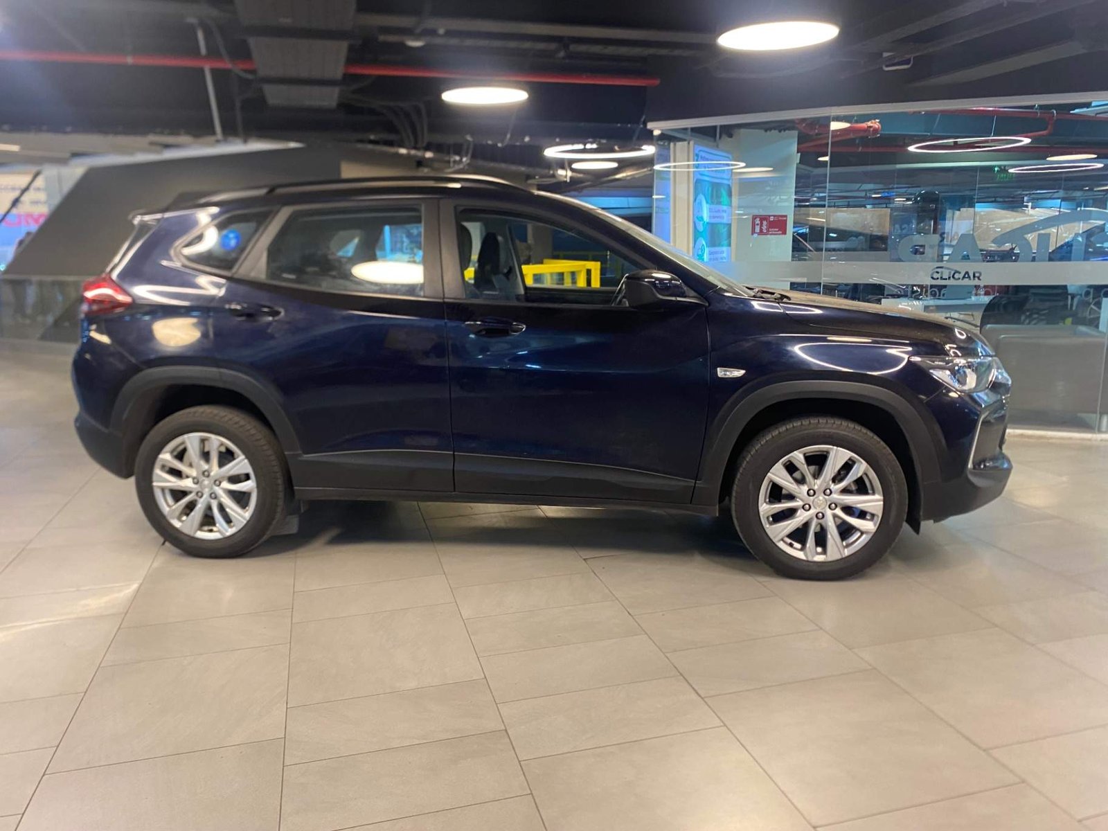 Chevrolet Tracker 1.2t Ltz Fwd Mt 5p 2022 - Imagen 3 de 5