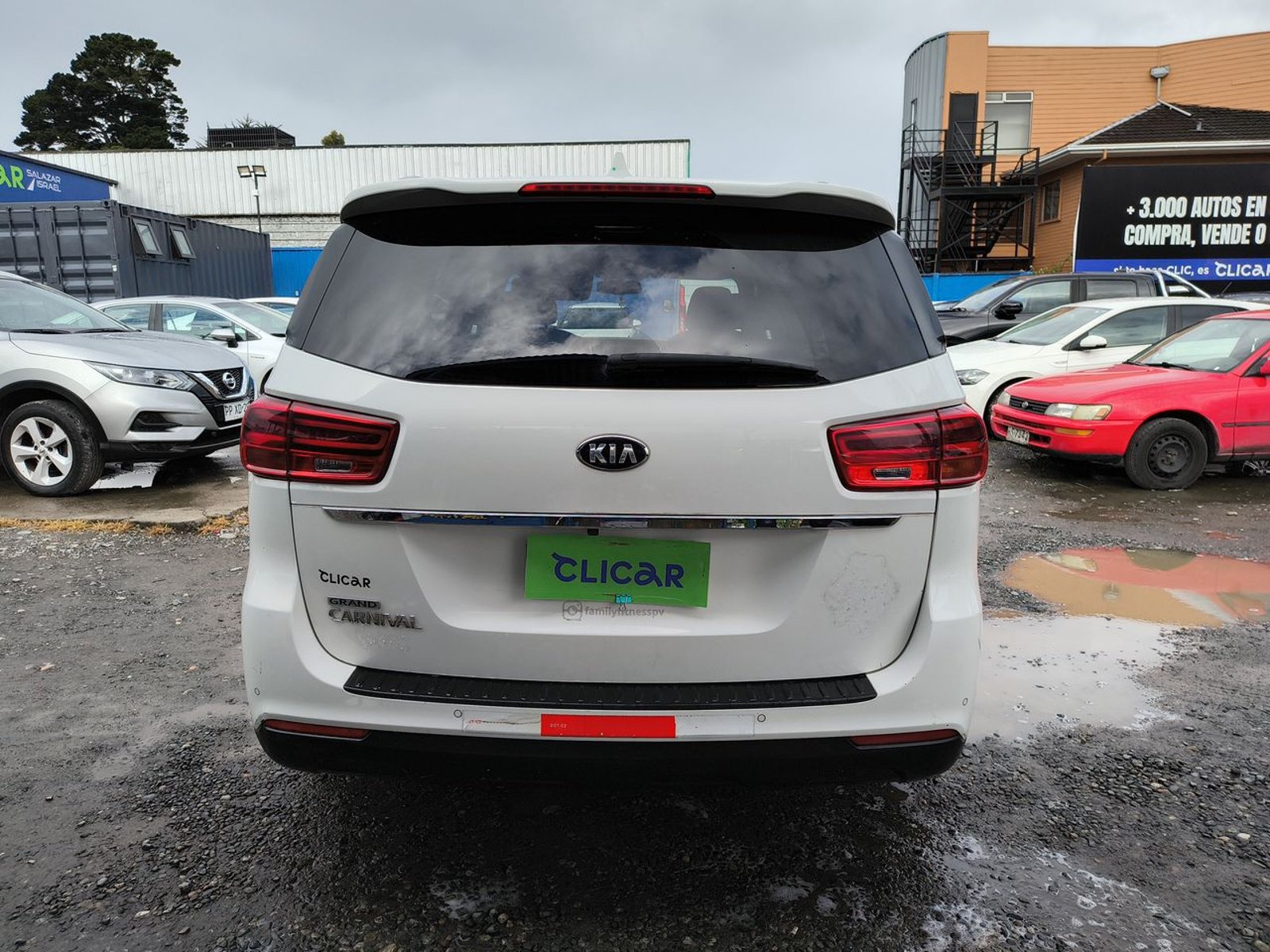 Kia Grand Carnival 3.3 Ex 4x2 6at 5p 2018 - Imagen 6 de 8