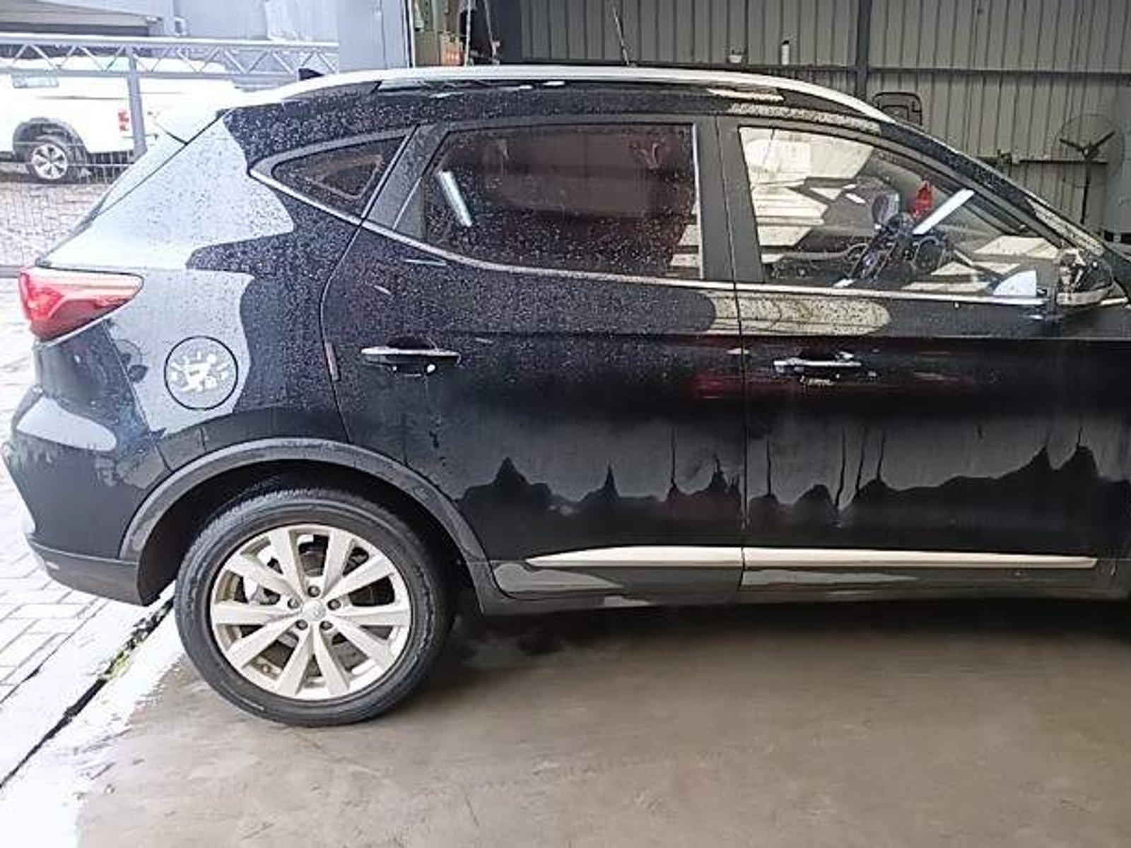 MG Mg Zx 1.5 Com 4x2 Mt 5p 2024 - Foto 3 de 5
