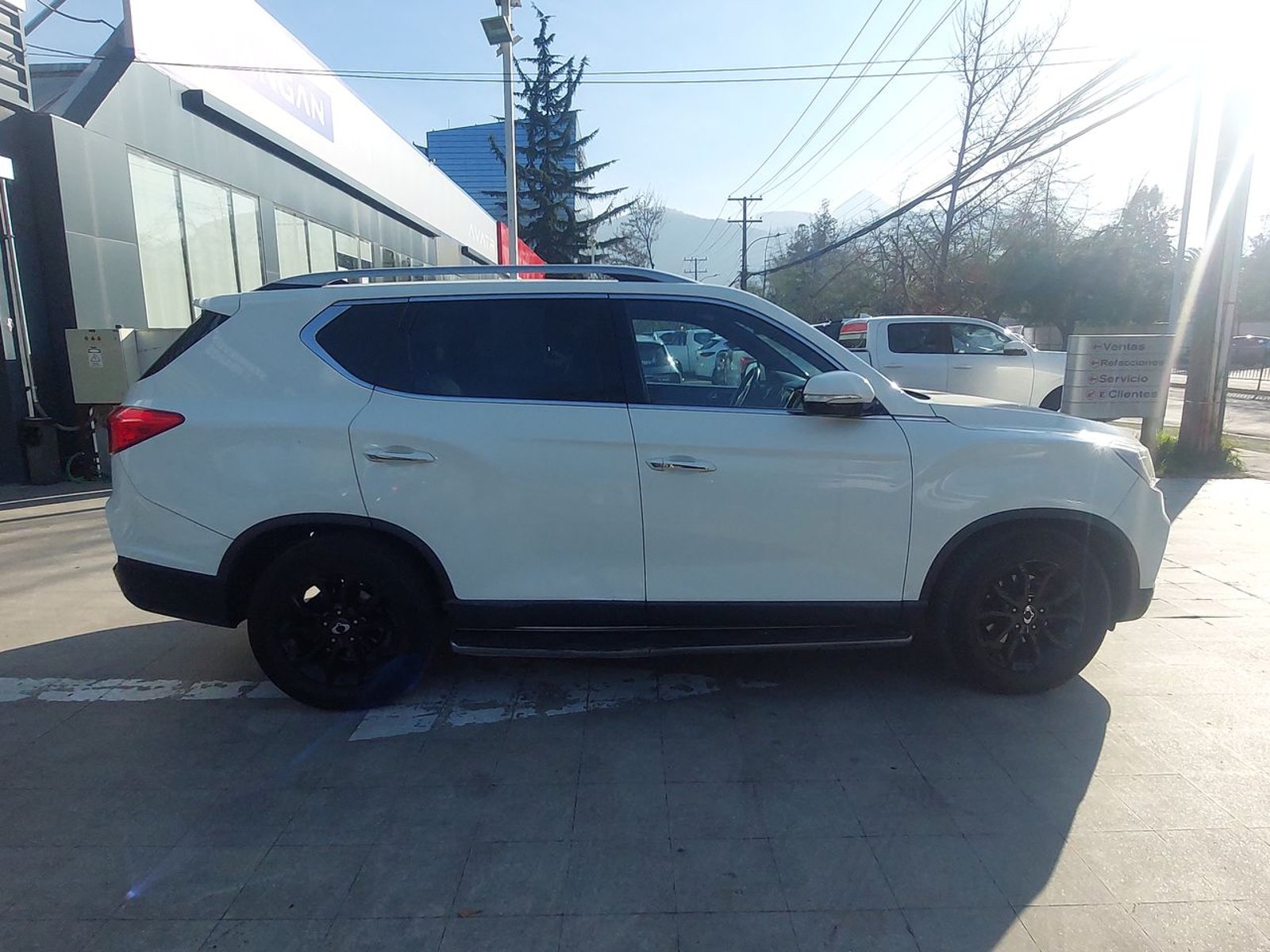 SsangYong Rexton 2.2 Yrx201 Diesel 4x2 At 5p 2018 - Imagen 8 de 8