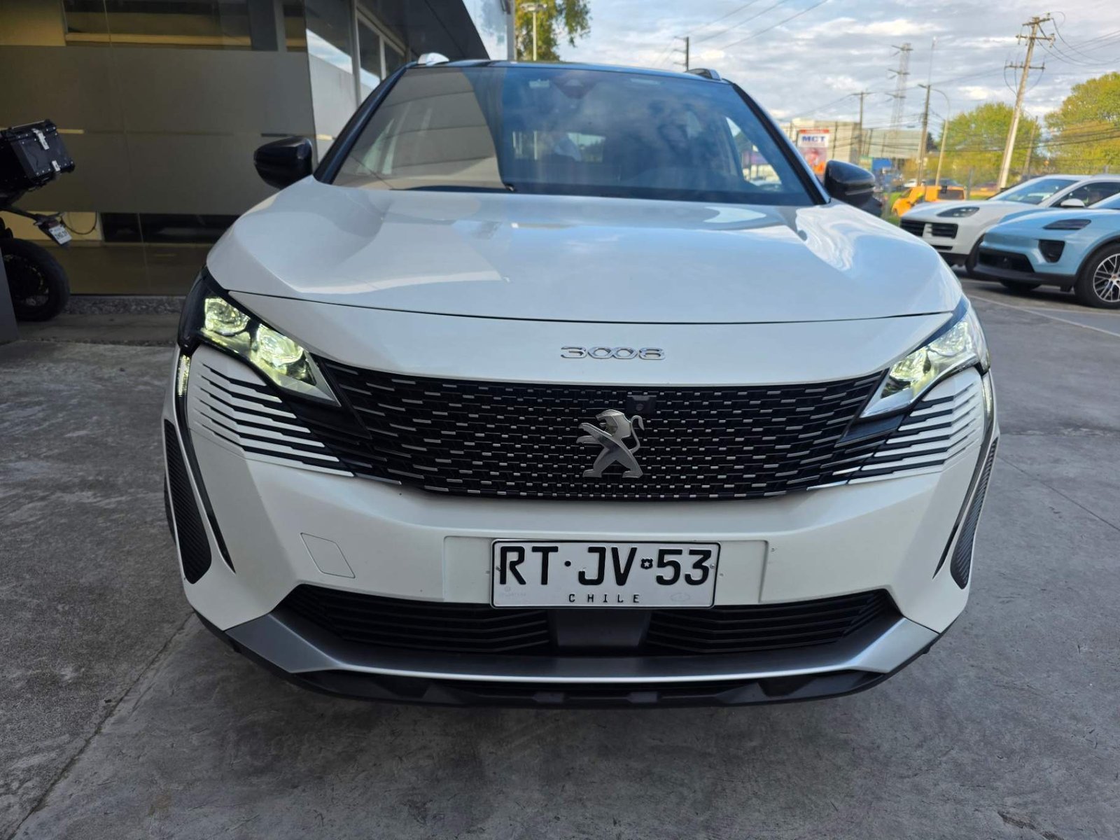 Peugeot 3008 1.5 Gt Bluehdi 4x2 130 Eat8 5p 2022 - Foto 2 de 5