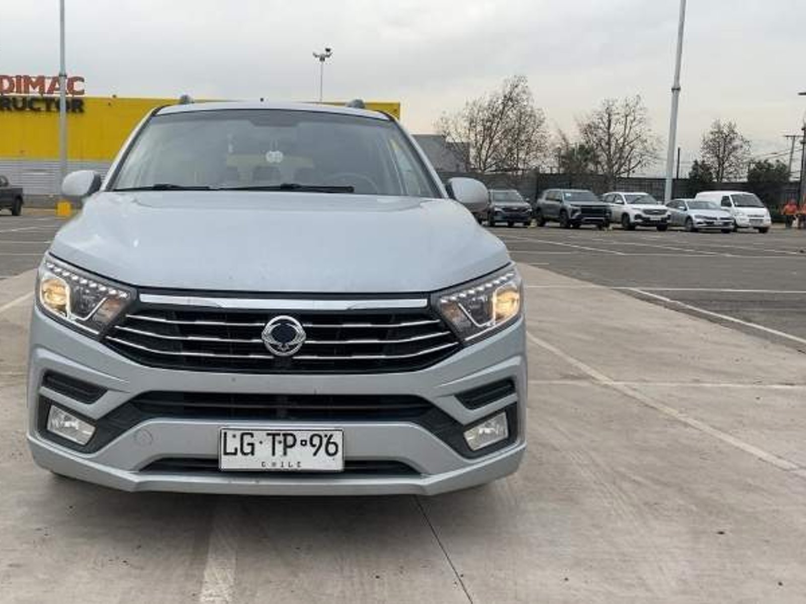 SsangYong Stavic 2.2 Diesel 2wd At 5p 2019 - Foto 2 de 5
