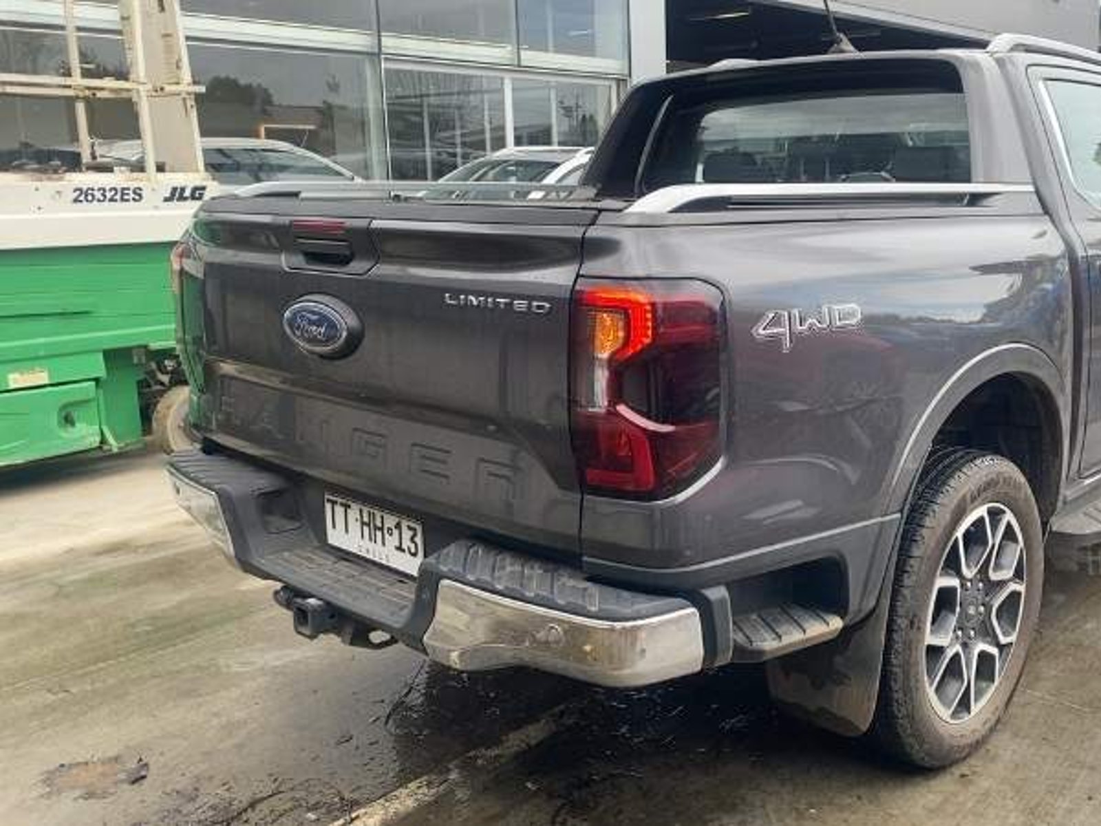 Ford Ranger 3.0 Ltd Diesel 4x4 Dob. Cab. At 4p 2025 - Foto 4 de 5