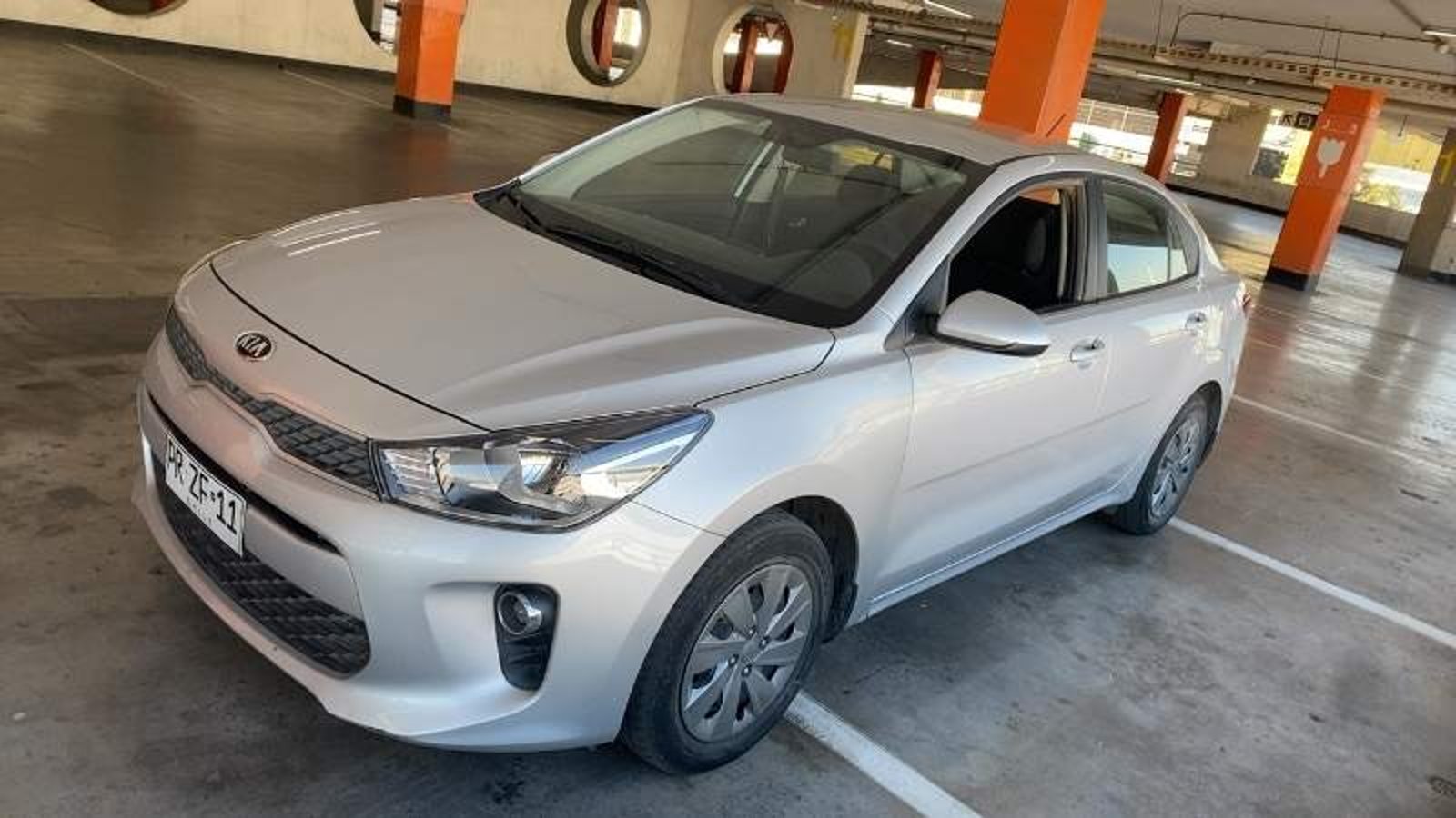 Kia Rio4 1.4 Lx 4x2 Ac Dab 6mt 4p 2021 - Imagen 6 de 8