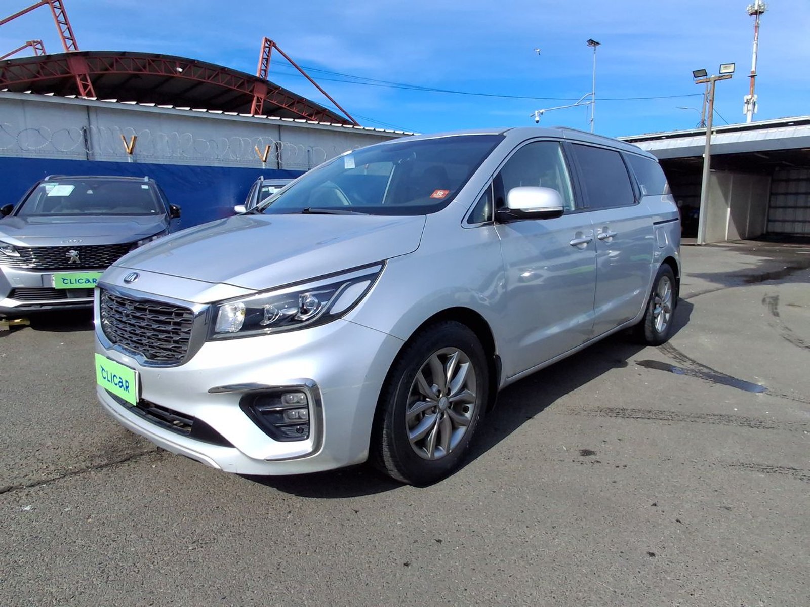 Kia Grand Carnival 2.2 Ex Limited Diesel 4x2 8at 5p 2020 - Imagen 3 de 7