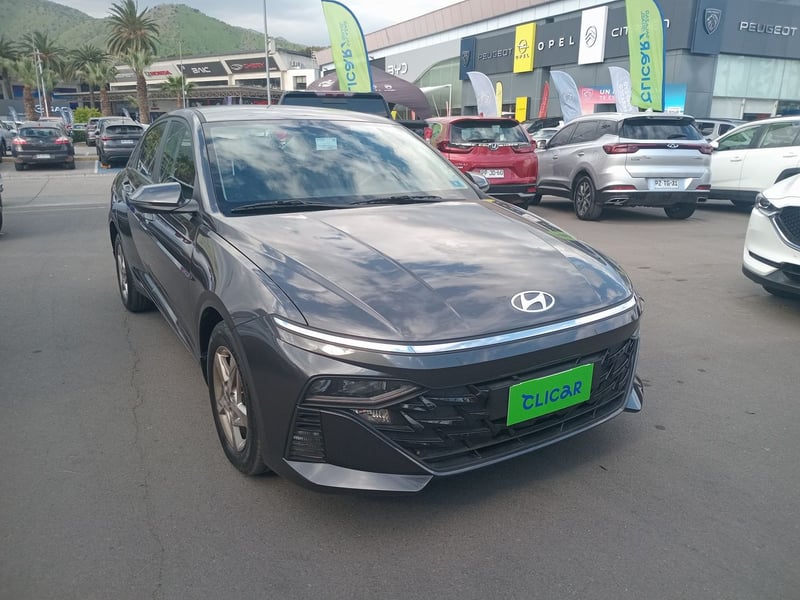Hyundai Accent 1.5 Plus 4x2 At 4p 2026