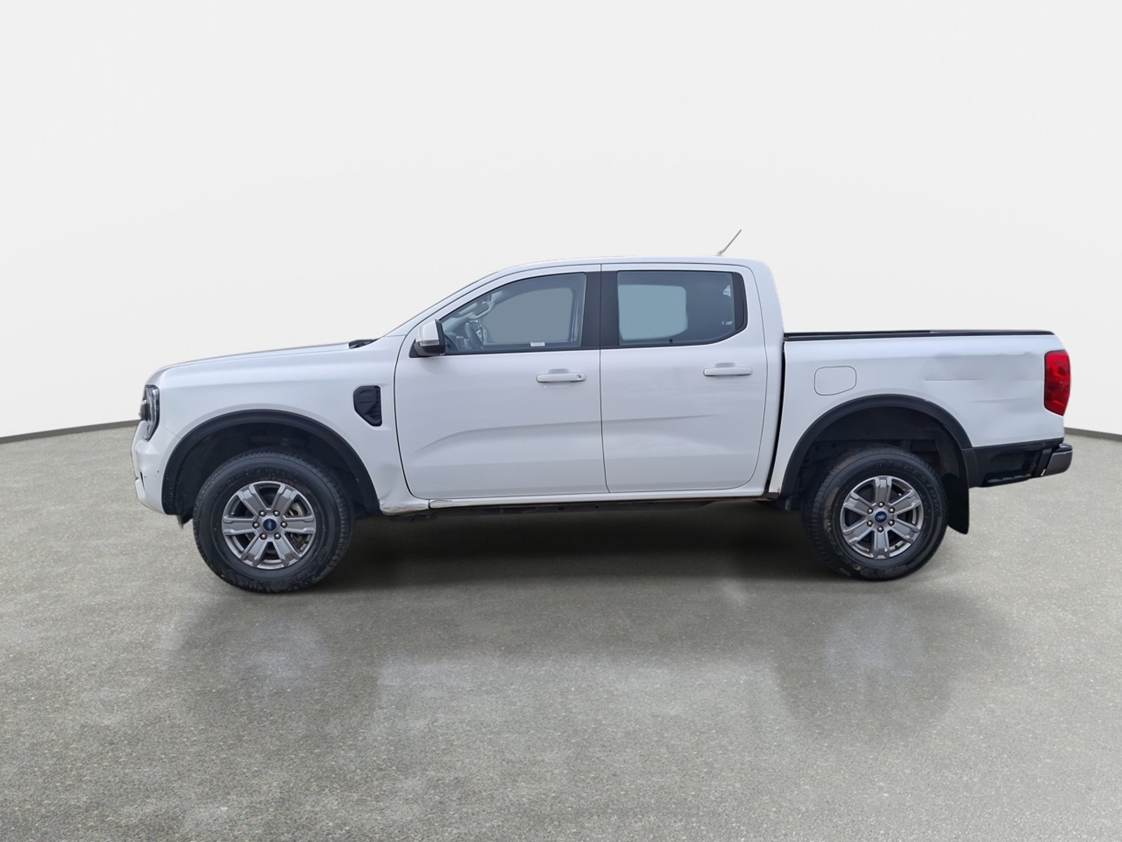 Ford Ranger 2.0 Xls Diesel 4x2 Dob. Cab. Mt 4p 2024 - Foto 4 de 8
