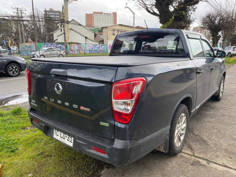 SsangYong Musso 2.2 Grand Glx Td Diesel 2wd Mt6 4p 2023 - Imagen 4 de 5