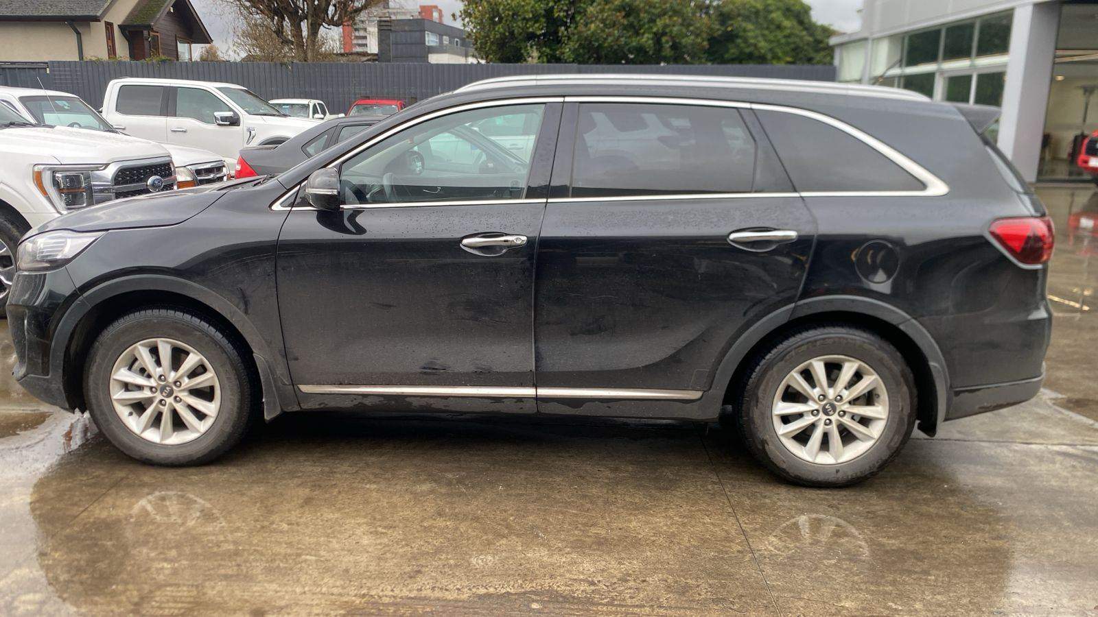 Kia Sorento 2.4 Ex 2wd Mt 5p 2019 - Imagen 8 de 8