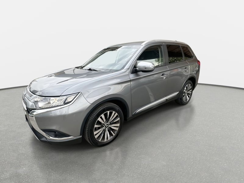 Mitsubishi Outlander 2.4 Glx 4x4 At 5p 2020 - Imagen 3 de 8