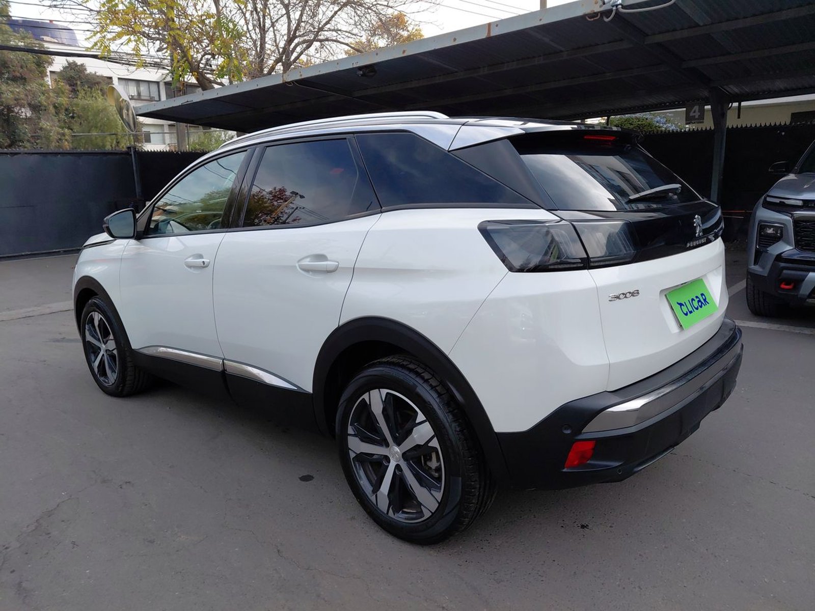 Peugeot 3008 1.5 Allure Pack Bluehdi 130 4x2 Eat8 5p 2024 - Imagen 5 de 8