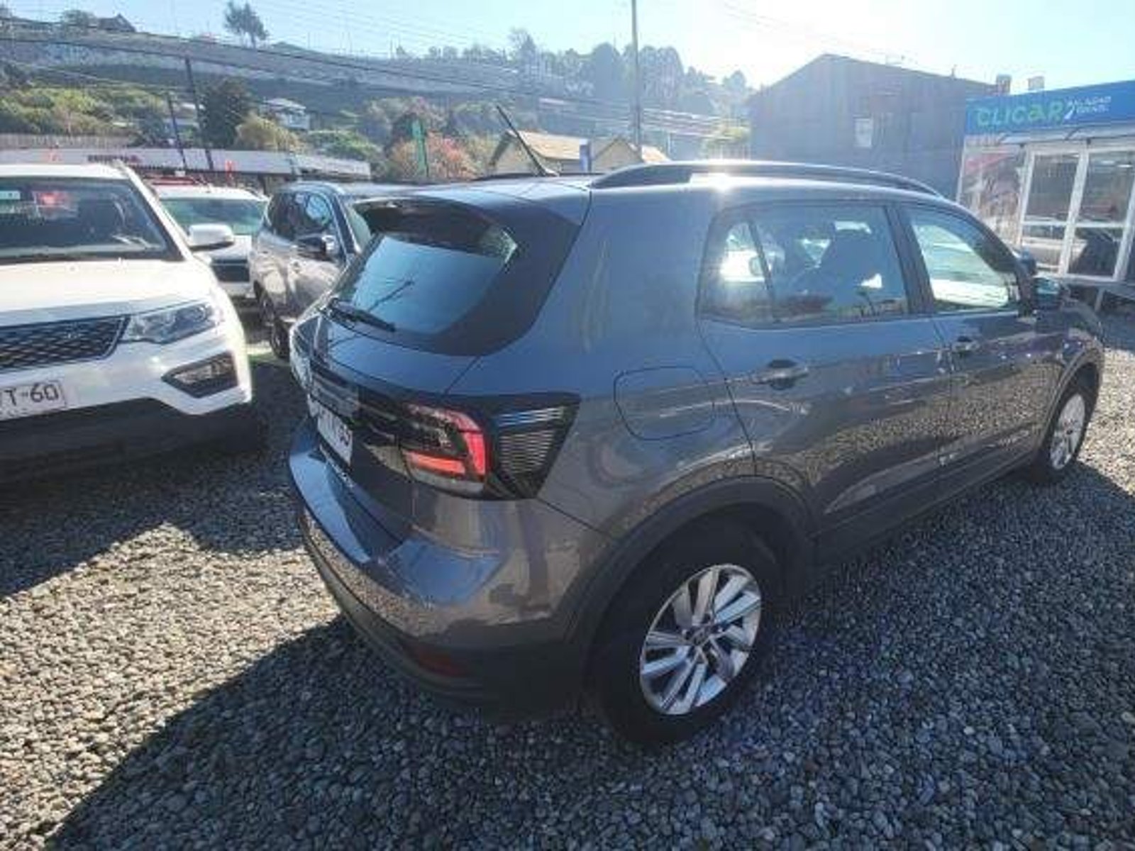 Volkswagen T-cross 1.6 Msi Trendline 4x2 Mt5 5p 2020 - Foto 4 de 5