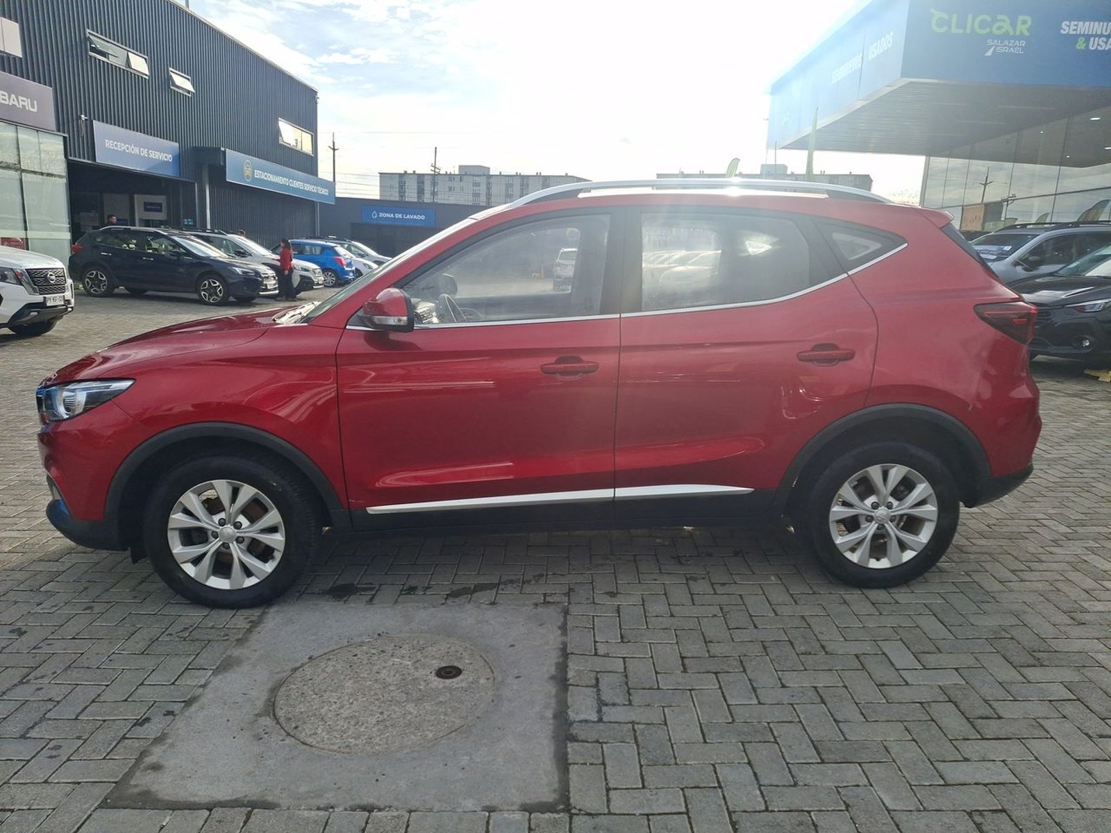 MG Mg Zs 1.5 Std 4x2 Mt 5p 2023 - Foto 4 de 8