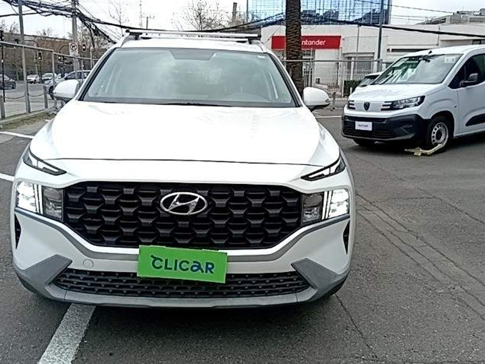 Hyundai Santa Fe 2.5 Plus Fl 2wd At 5p 2023 - Foto 2 de 5
