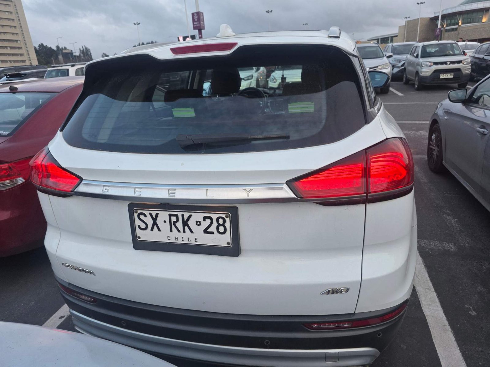 Geely Azkarra 1.5t Luxury 4x4 Dct 7at 5p 2023 - Foto 5 de 5