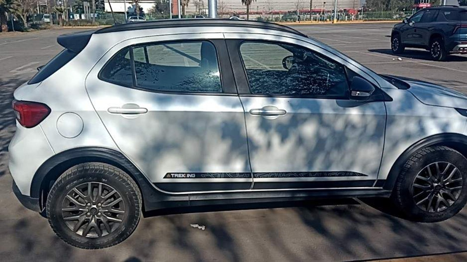 Fiat Argo 1.3 Trekking 4x2 Mt 5p 2021 - Foto 3 de 8