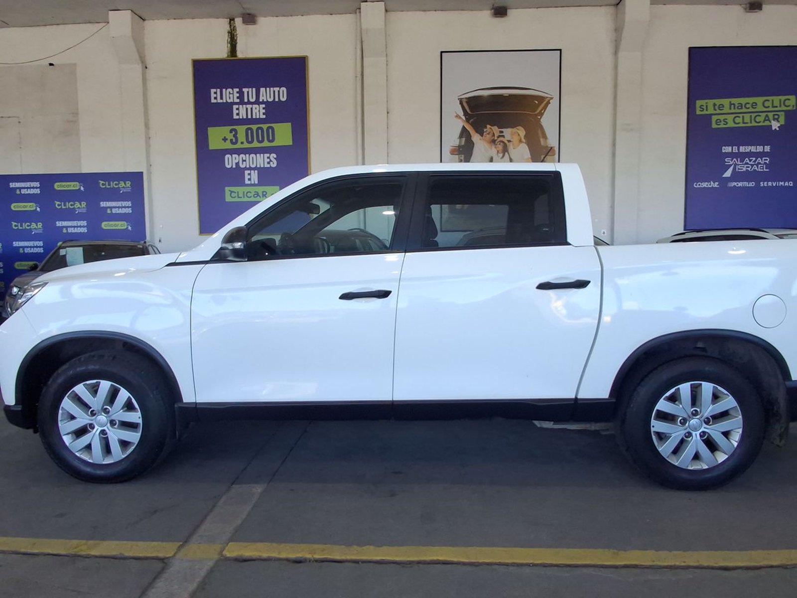 SsangYong Musso 2.2 Grand Glx Td Diesel 4wd Mt6 4p 2022 - Foto 4 de 8