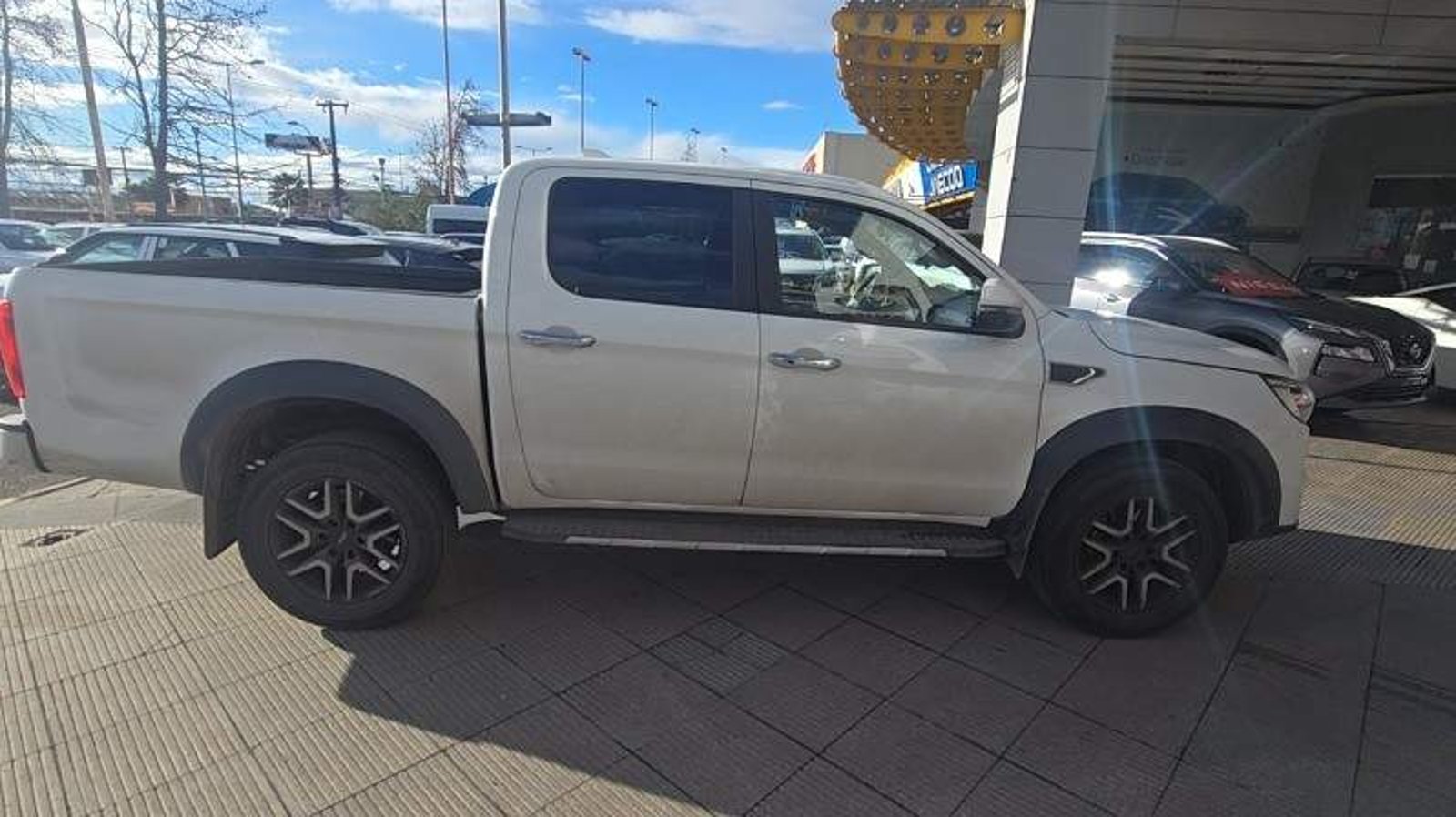 JAC T8 2.0 Advance 4x4 Diesel Euro6 At 4p 2025 - Imagen 3 de 5