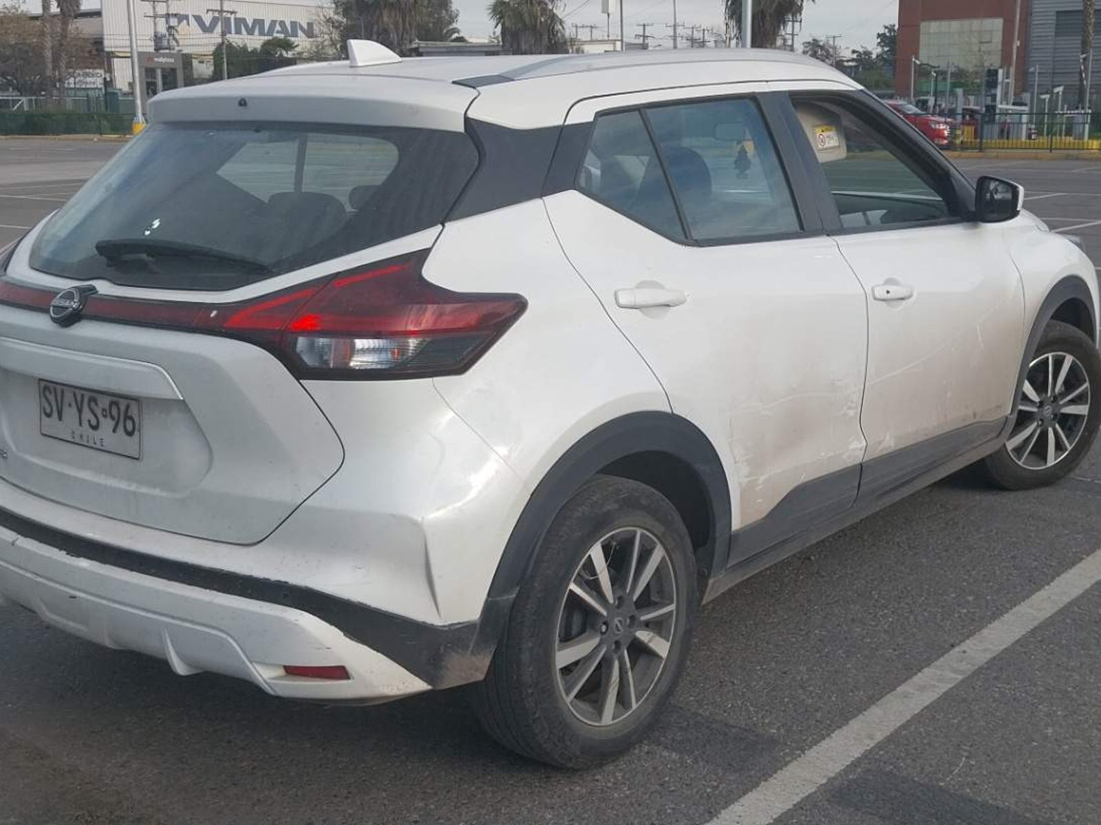 Nissan Kicks 1.6 Sense 4x2 Mt 5p 2023 - Foto 4 de 5