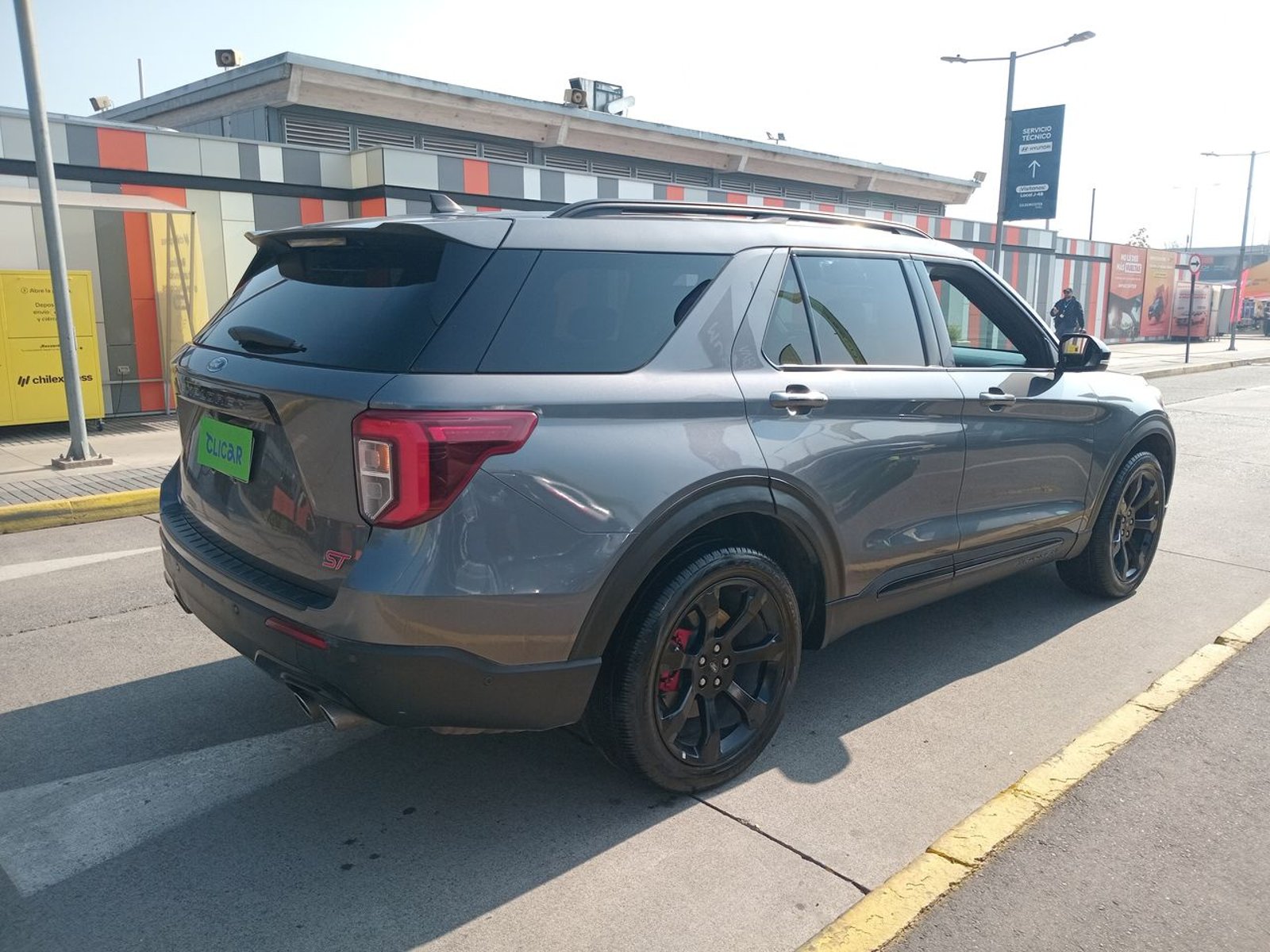 Ford Explorer 3.0 Ecoboost St 4x4 At 5p 2024 - Imagen 7 de 8