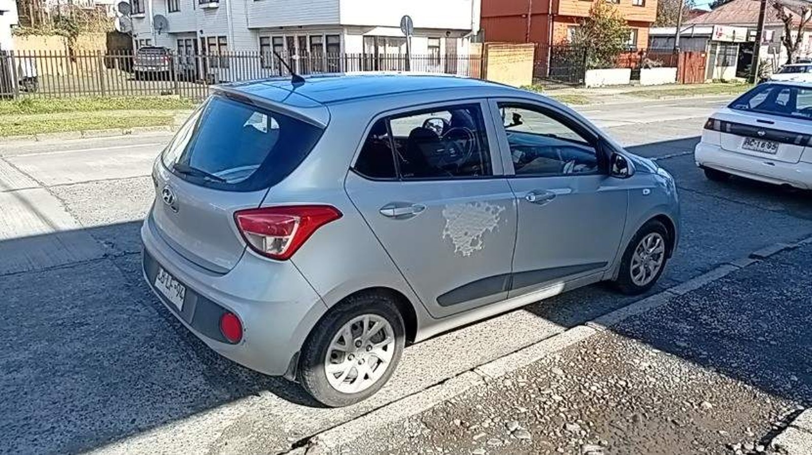 Hyundai I10 1.0 Gl 4x2 Hb Base Ba 2ab Mt 5p 2019 - Imagen 3 de 4