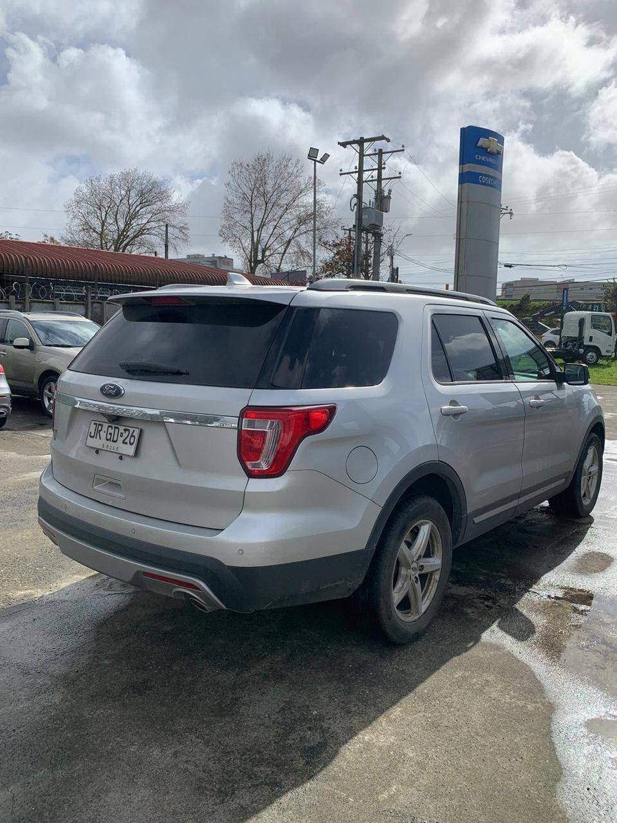 Ford Explorer 3.5 Xlt 4x2 3 Corridas At 5p 2017 - Imagen 4 de 5