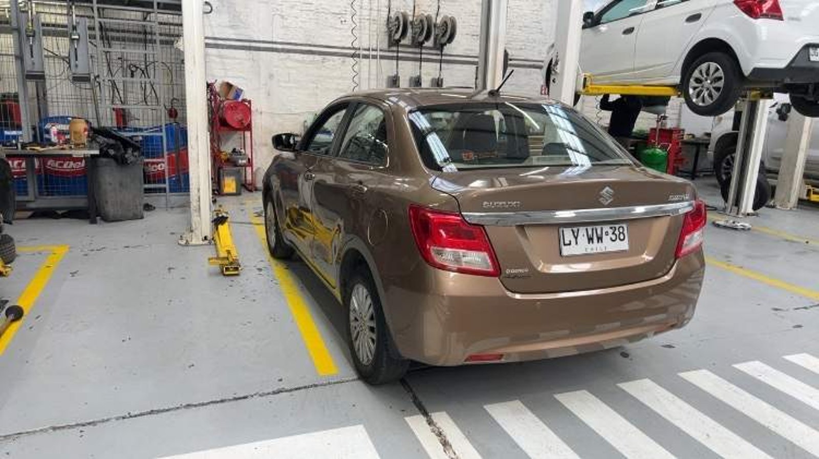 Suzuki Dzire 1.2 Gl Sport 4x2 Mt 4p 2020 - Imagen 7 de 8