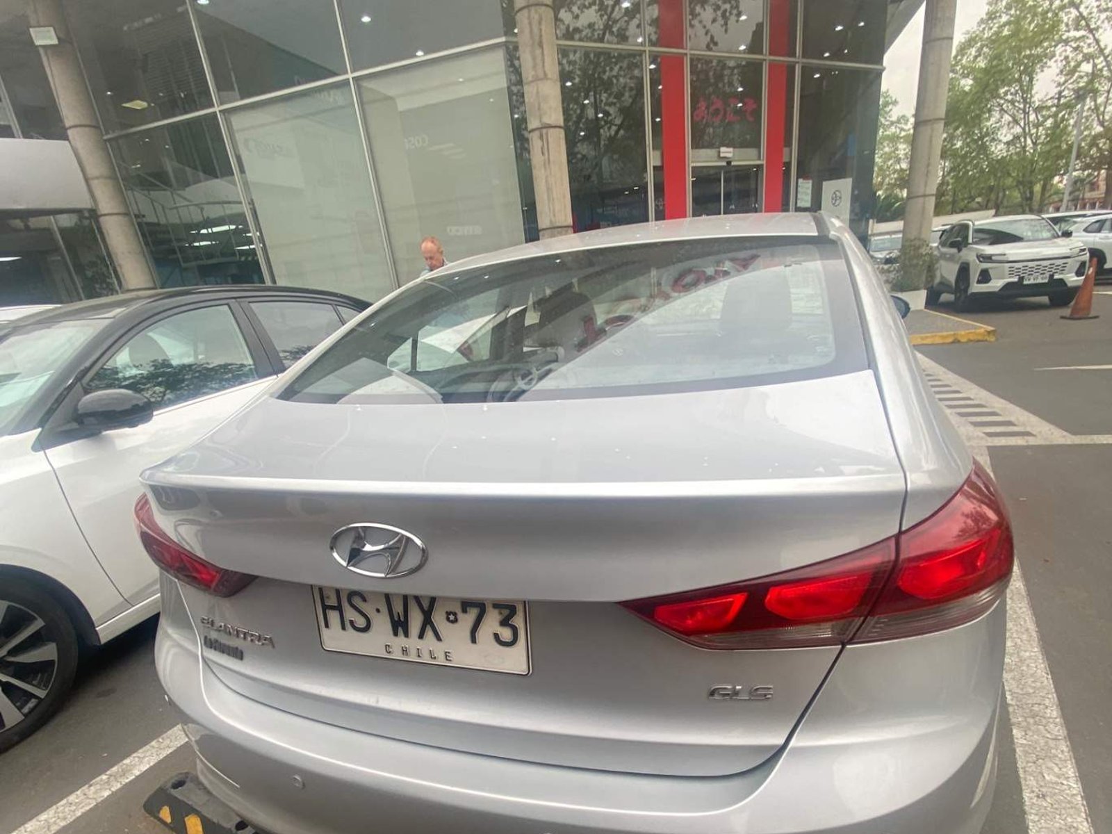 Hyundai Elantra 2.0 Gls 4x2 Ad At 4p 2016 - Foto 5 de 5