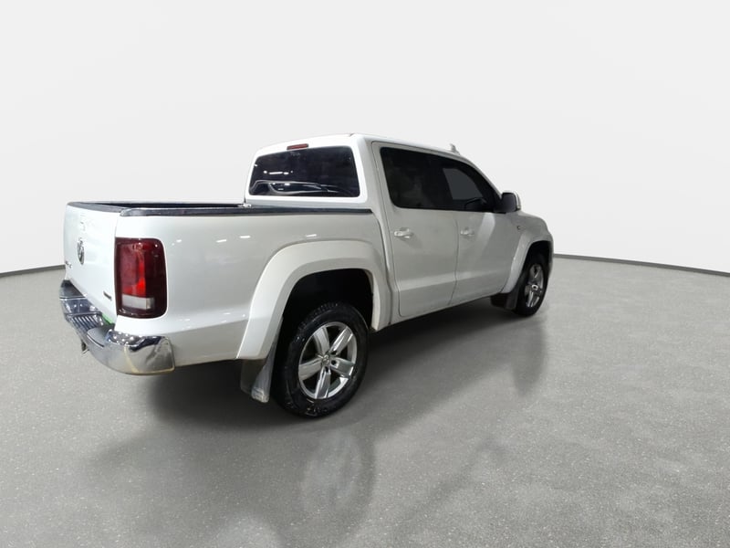 Volkswagen Amarok 2.0 Highline Diesel 4motion 4x4 Dob. Cab. At 4p 2023 - Imagen 7 de 8