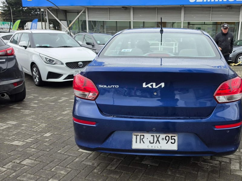 Kia Soluto 1.4 Ex Full 4x2 Srf Mt 4p 2024 - Imagen 5 de 5