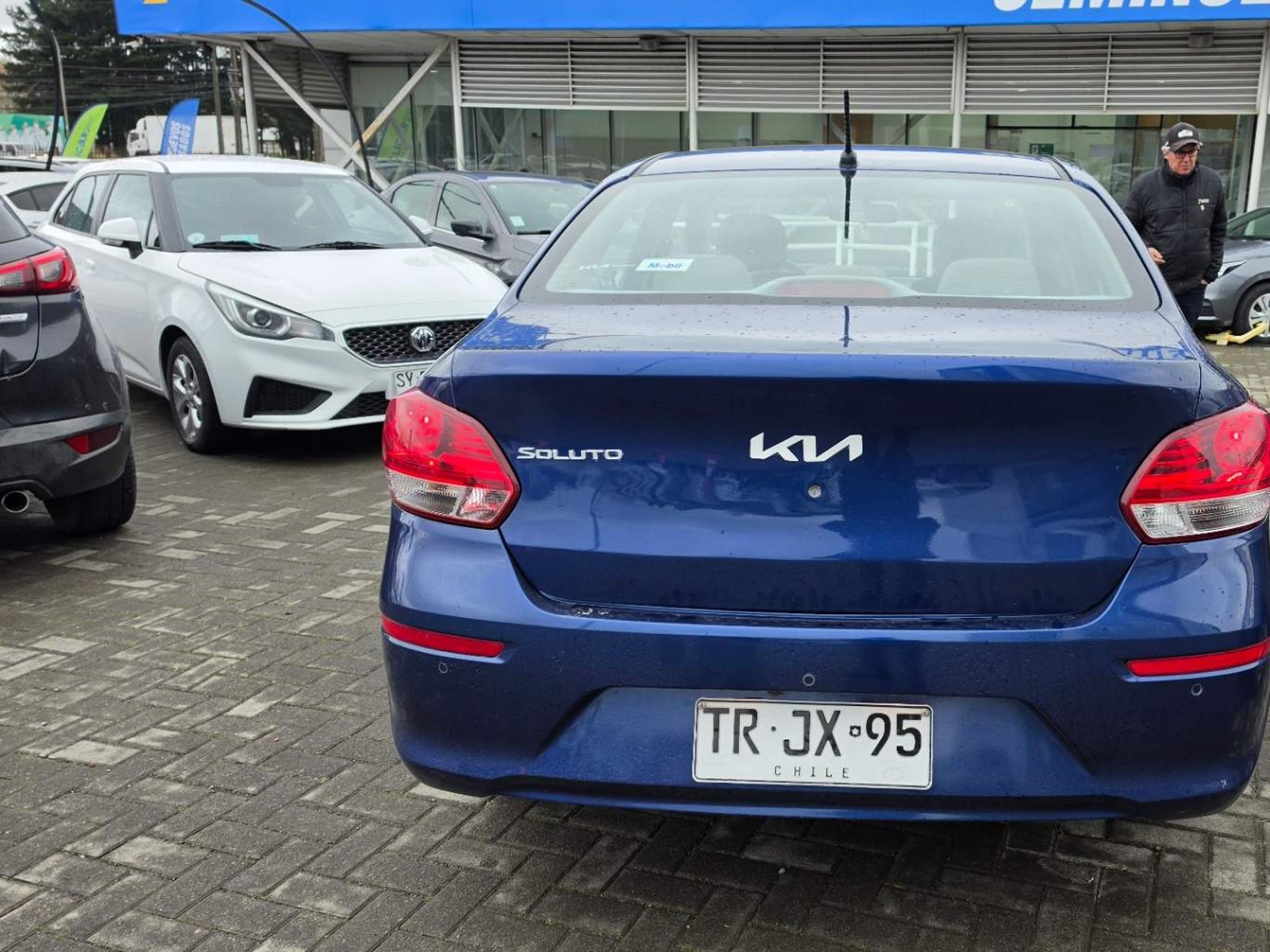 Kia Soluto 1.4 Ex Full 4x2 Srf Mt 4p 2024 - Foto 5 de 5